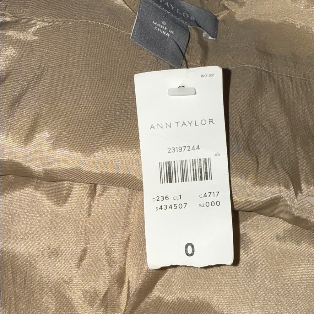 NWT - Ann Taylor Textured Jacquard and Sequin Flounce Skirt – Size 0 - Thumbnail 5