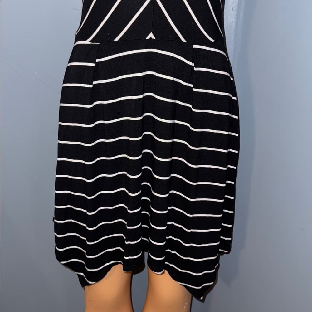 Black and White Stripe Dress - Thumbnail 2