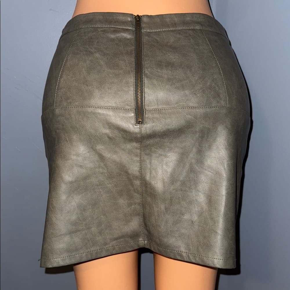 Shinestar Olive Pencil Skirt - Large - Thumbnail 2