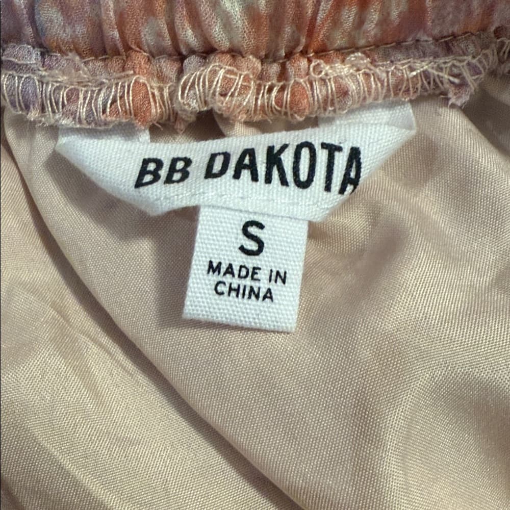 BB Dakota Watercolor Print Tiered Mini Skirt - Size Small - Thumbnail 2