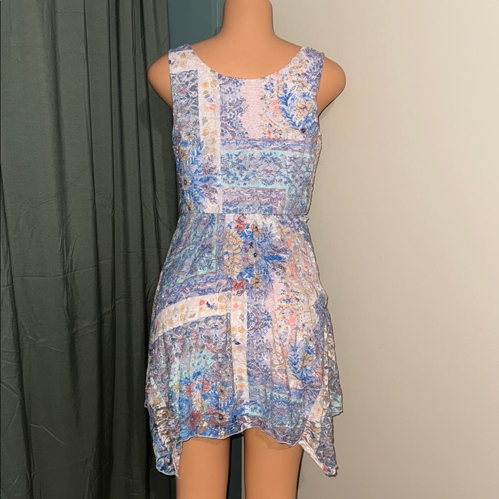 AUW Floral Mini Dress in Blue and Pink - Thumbnail 4