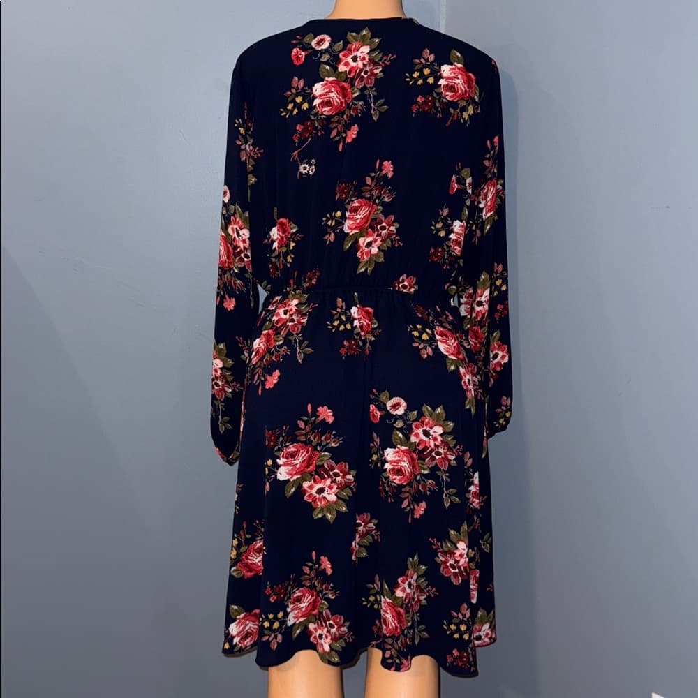 Navy blue floral dress - Thumbnail 4