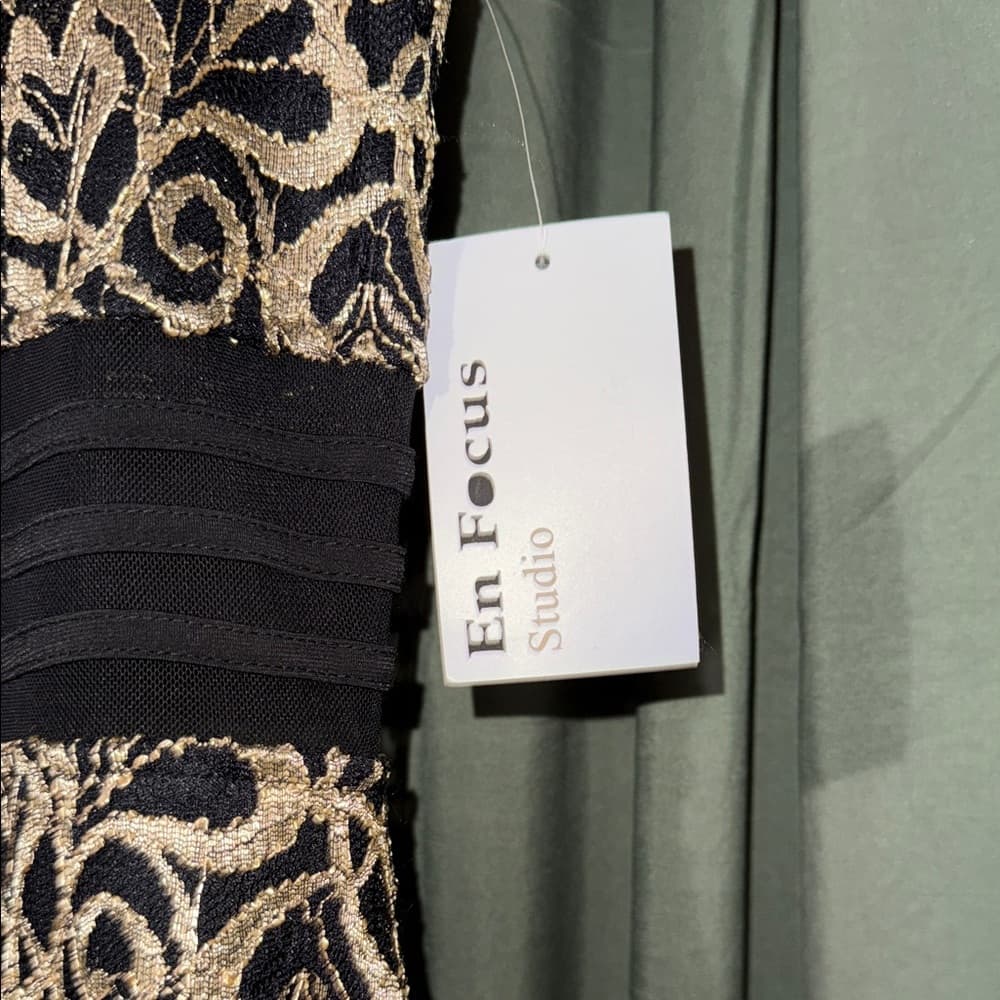 Enfocus Studio Black and Gold Floral Maxi Dress - Thumbnail 3