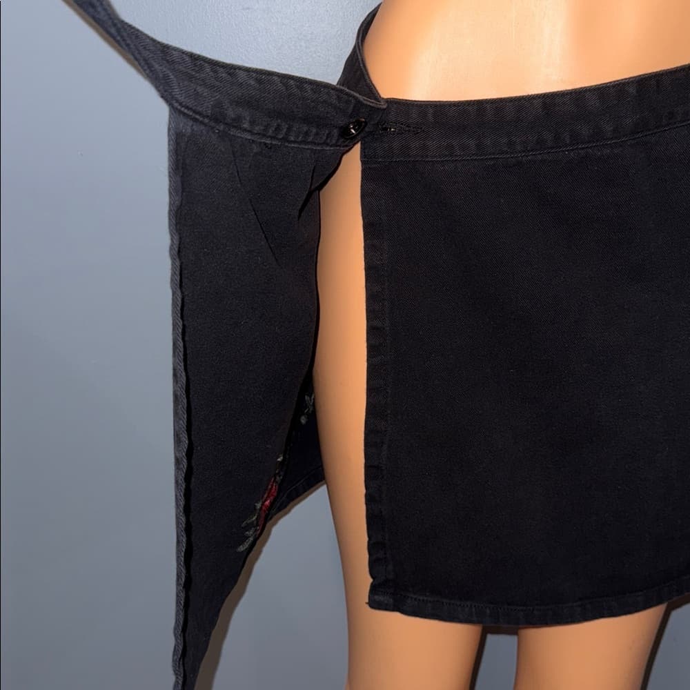 Sadie & Sage Embroidered Denim Wrap Skirt - Size Medium - Thumbnail 5