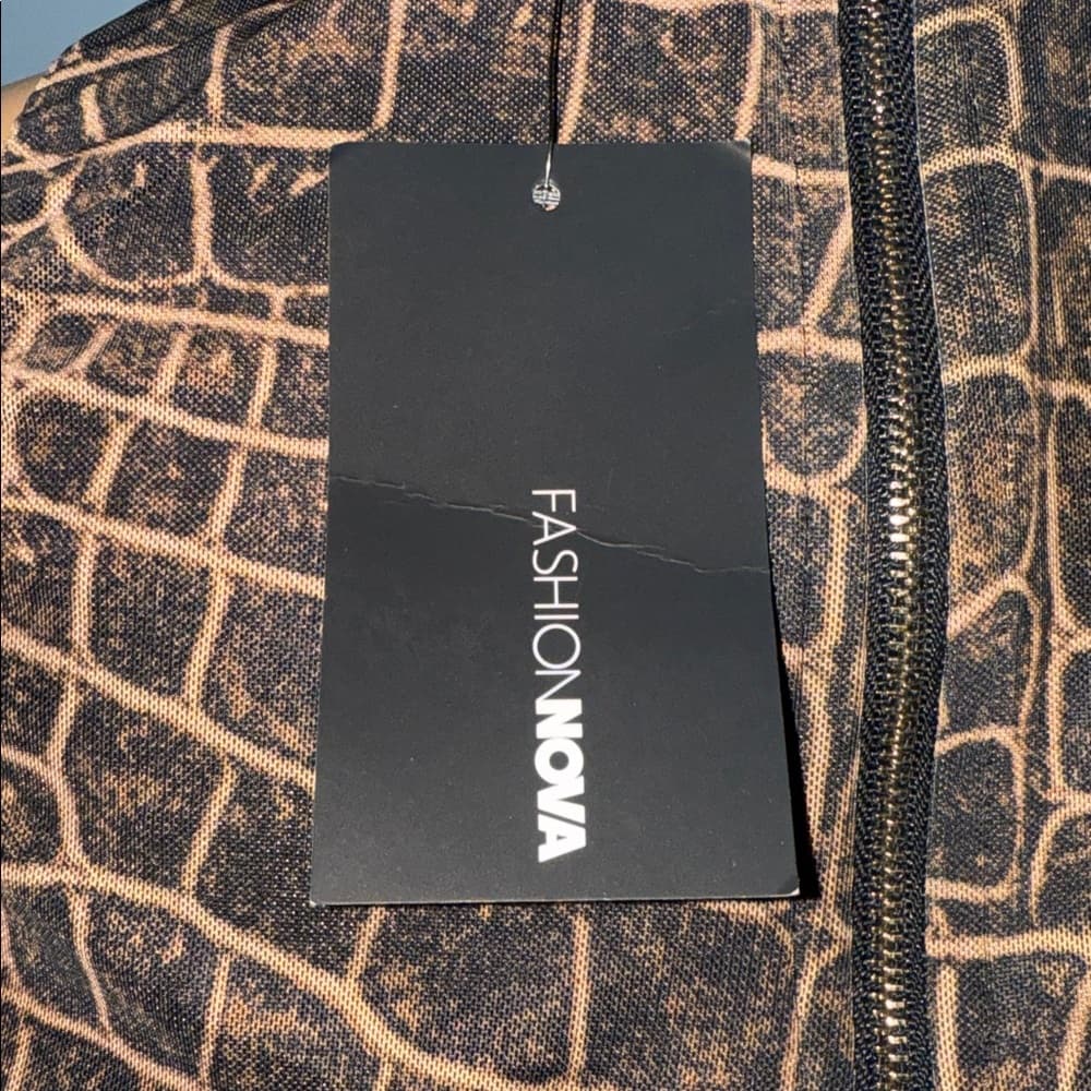 Fashion Nova Croc Print Dress - Size Large - Thumbnail 5