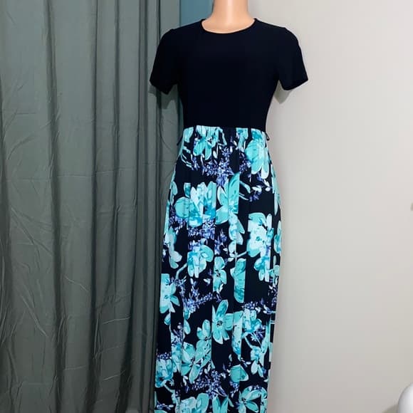 Chic Black and Blue Floral Maxi Dress - Thumbnail 6
