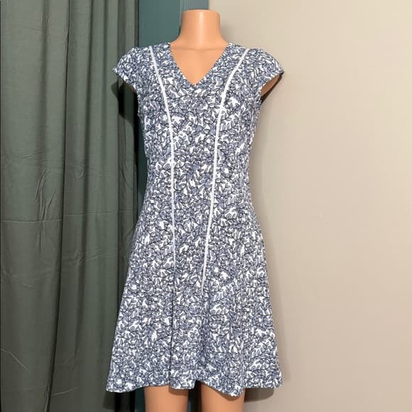 Ann Taylor Navy Floral Dress - Thumbnail 7