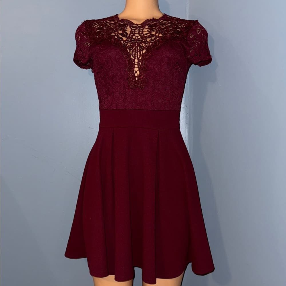 Windsor Burgundy Lace Mini Dress - Thumbnail 6