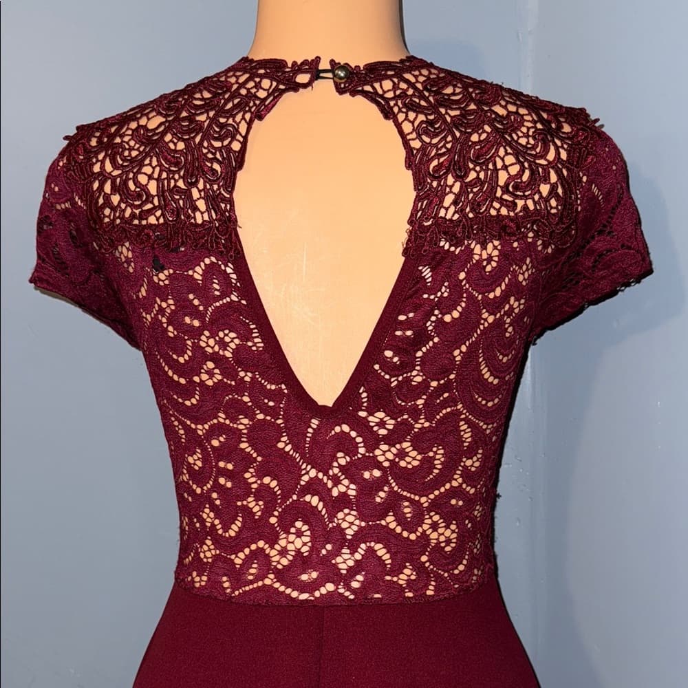 Windsor Burgundy Lace Mini Dress - Thumbnail 4