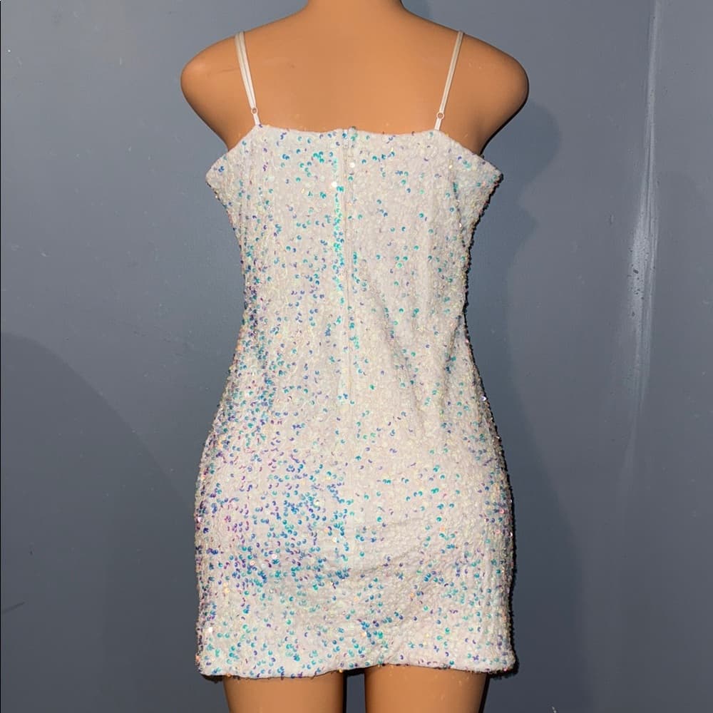 Elegant Sequin Spaghetti Strap Dress - Thumbnail 4