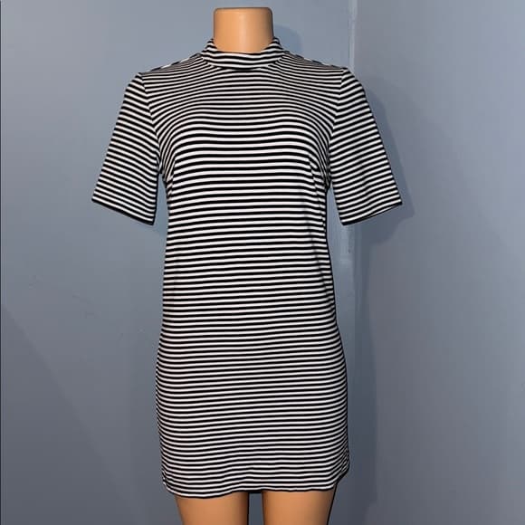 Classic Striped T-Shirt Dress - Size Medium - Thumbnail 4