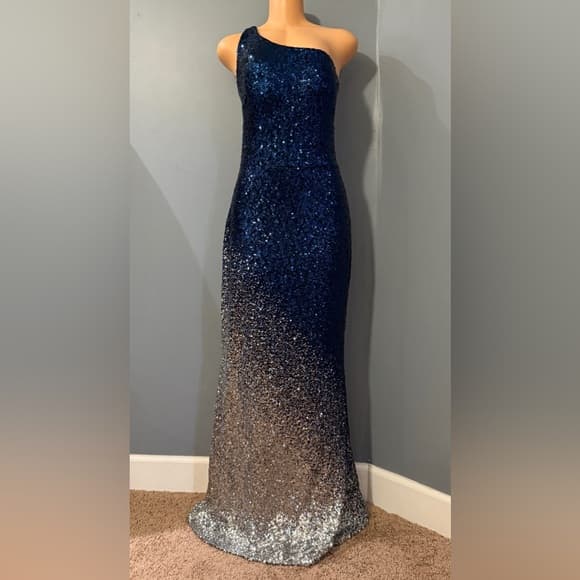 Stunning One-Shoulder Gown by Angel Fashion - Size XXL - Thumbnail 11