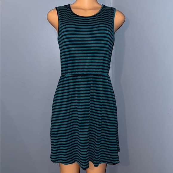 Alya Open Back Dress - Thumbnail 5
