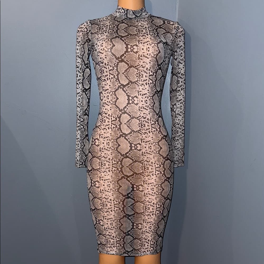 Elegant Long Sleeve Snake Print Dress - Thumbnail 5