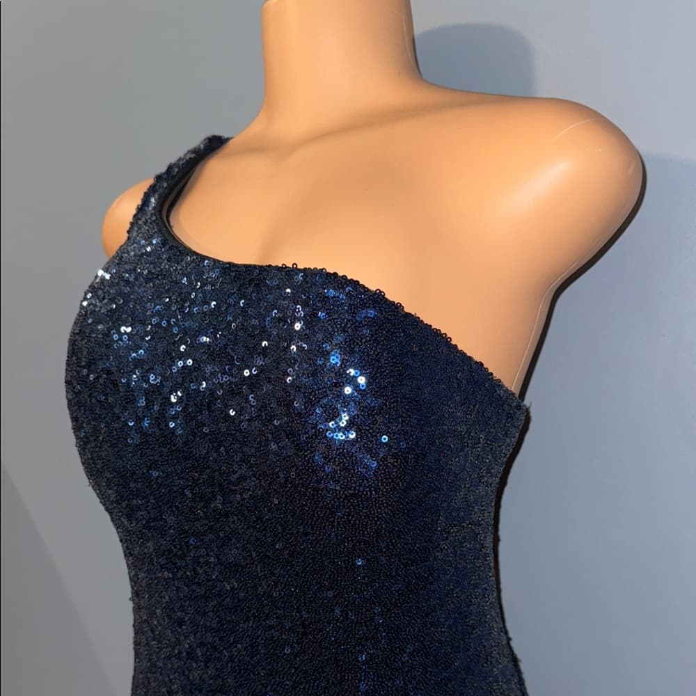 Stunning One-Shoulder Gown by Angel Fashion - Size XXL - Thumbnail 5