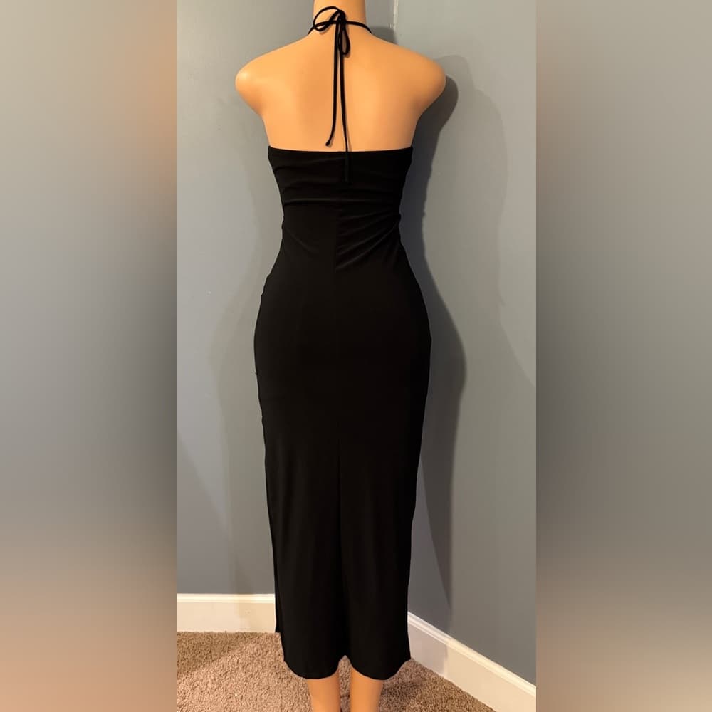 Elegant Iris Black Cutout Midi Dress - Size Small - Thumbnail 5