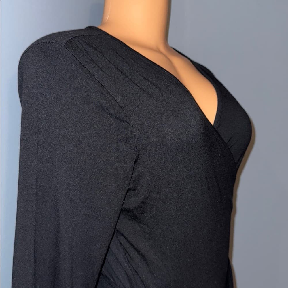 Elegant Banana Republic Black Wrap Dress -Size medium - Thumbnail 2