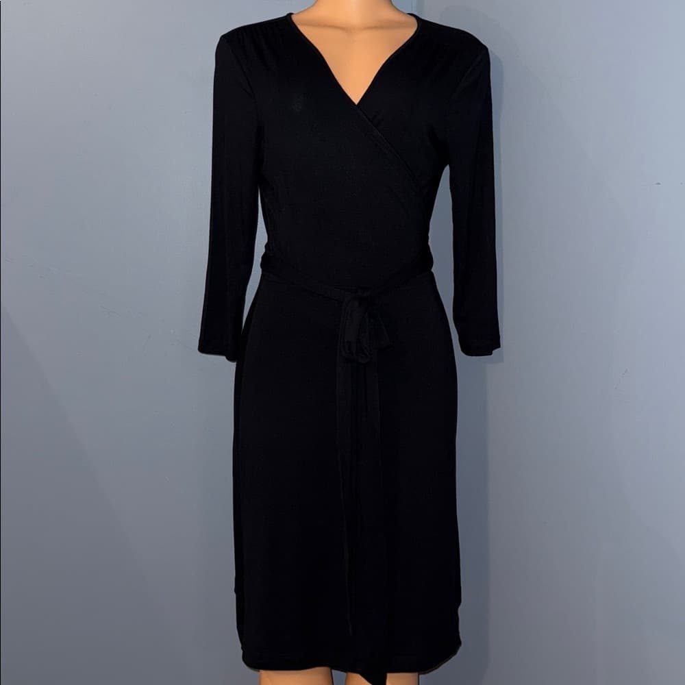Elegant Banana Republic Black Wrap Dress -Size medium - Thumbnail 5