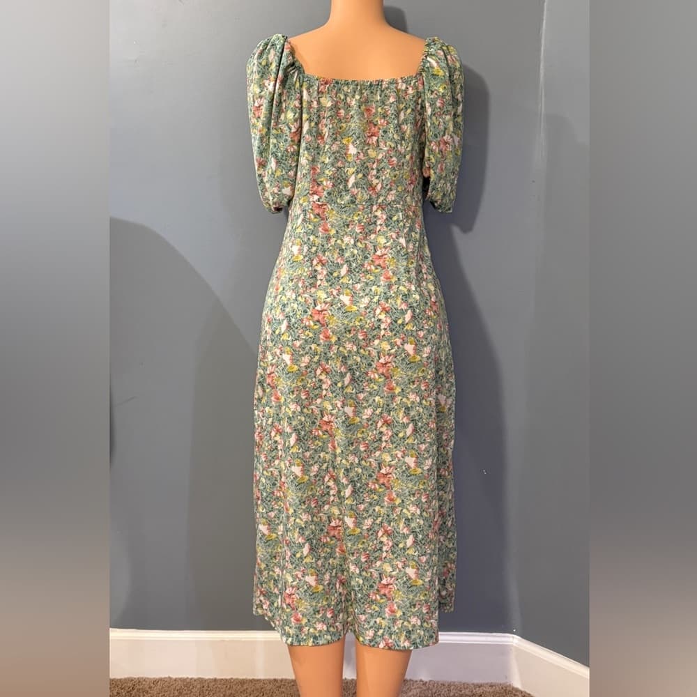 Green floral dress with puff sleeves - Size small to medium - Thumbnail 5