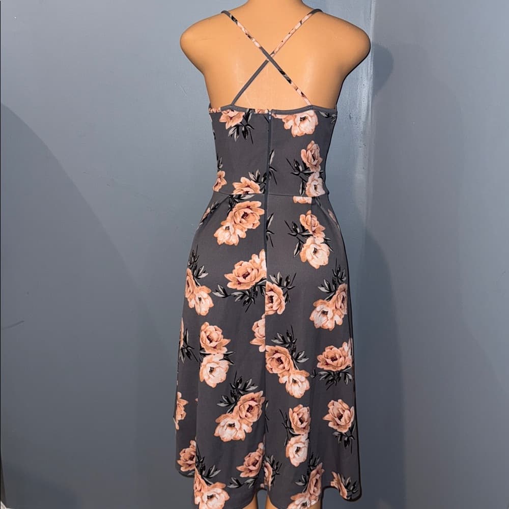 Charming Charlotte Russe Floral Mini Dress - Size Small - Thumbnail 3