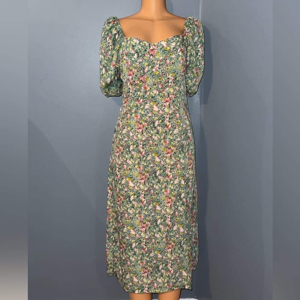 Green floral dress with puff sleeves - Size small to medium - Thumbnail 10