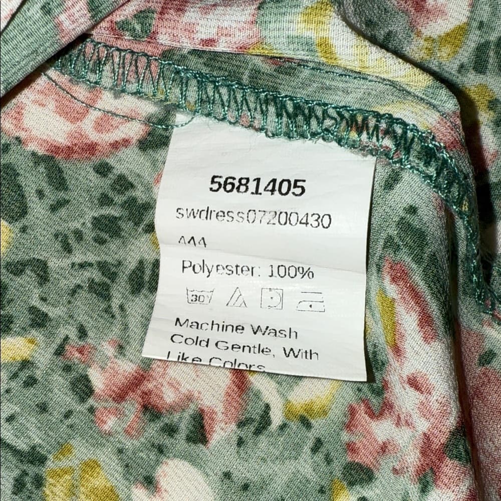 Green floral dress with puff sleeves - Size small to medium - Thumbnail 9
