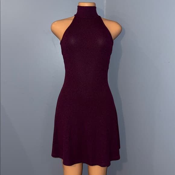 Turtleneck sleeveless dress - Thumbnail 7
