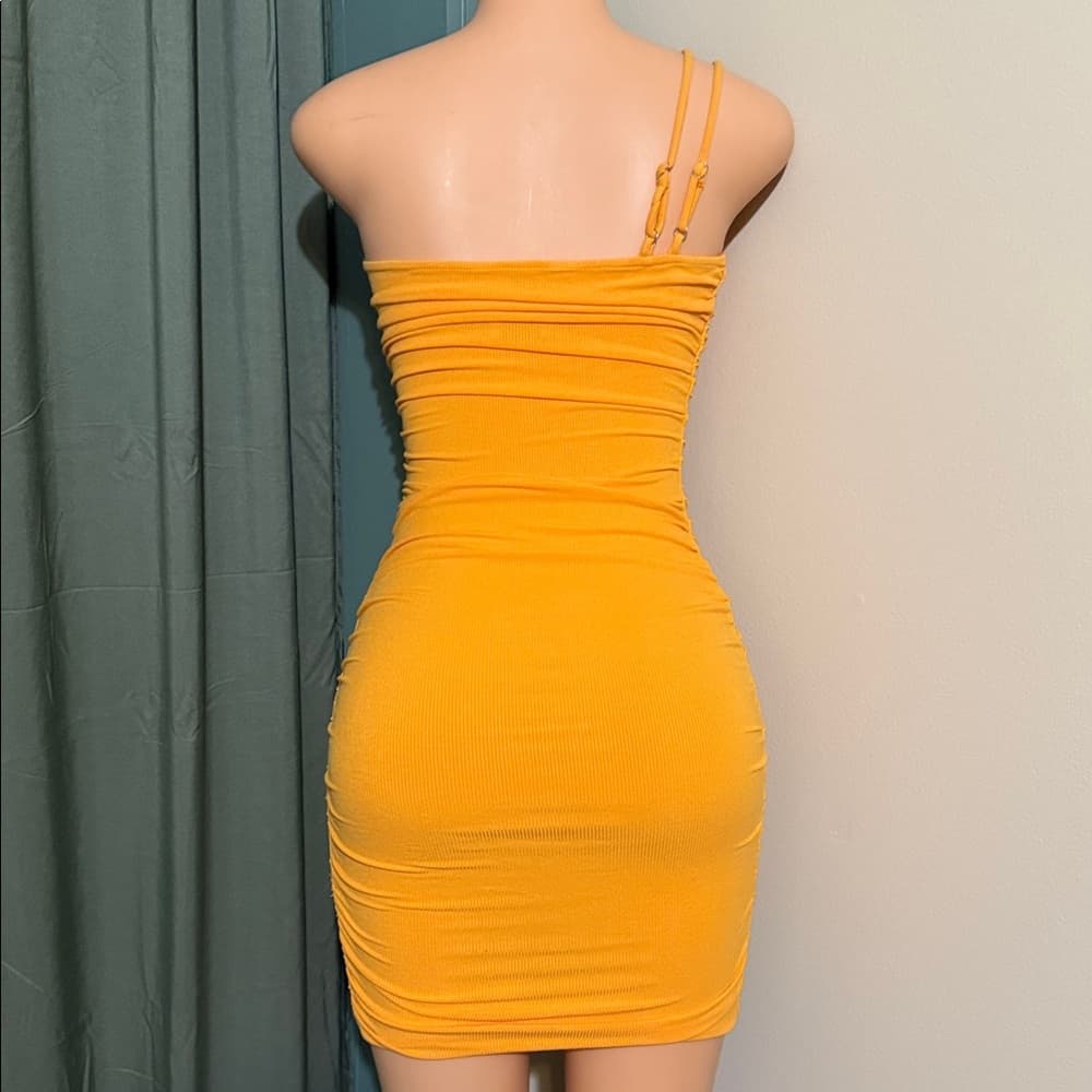 Princess Polly Yellow Mini Dress - Size 2 - Thumbnail 2