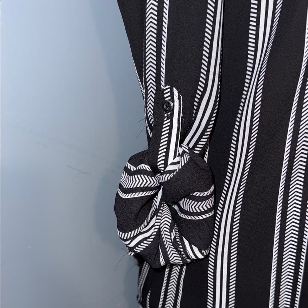 Candie’s Black and White Striped Women's Top - Thumbnail 5
