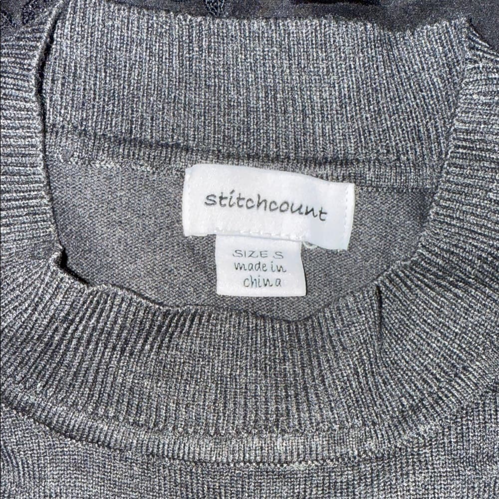 Chic Women's Gray Top with Sheer Sleeves - Thumbnail 4