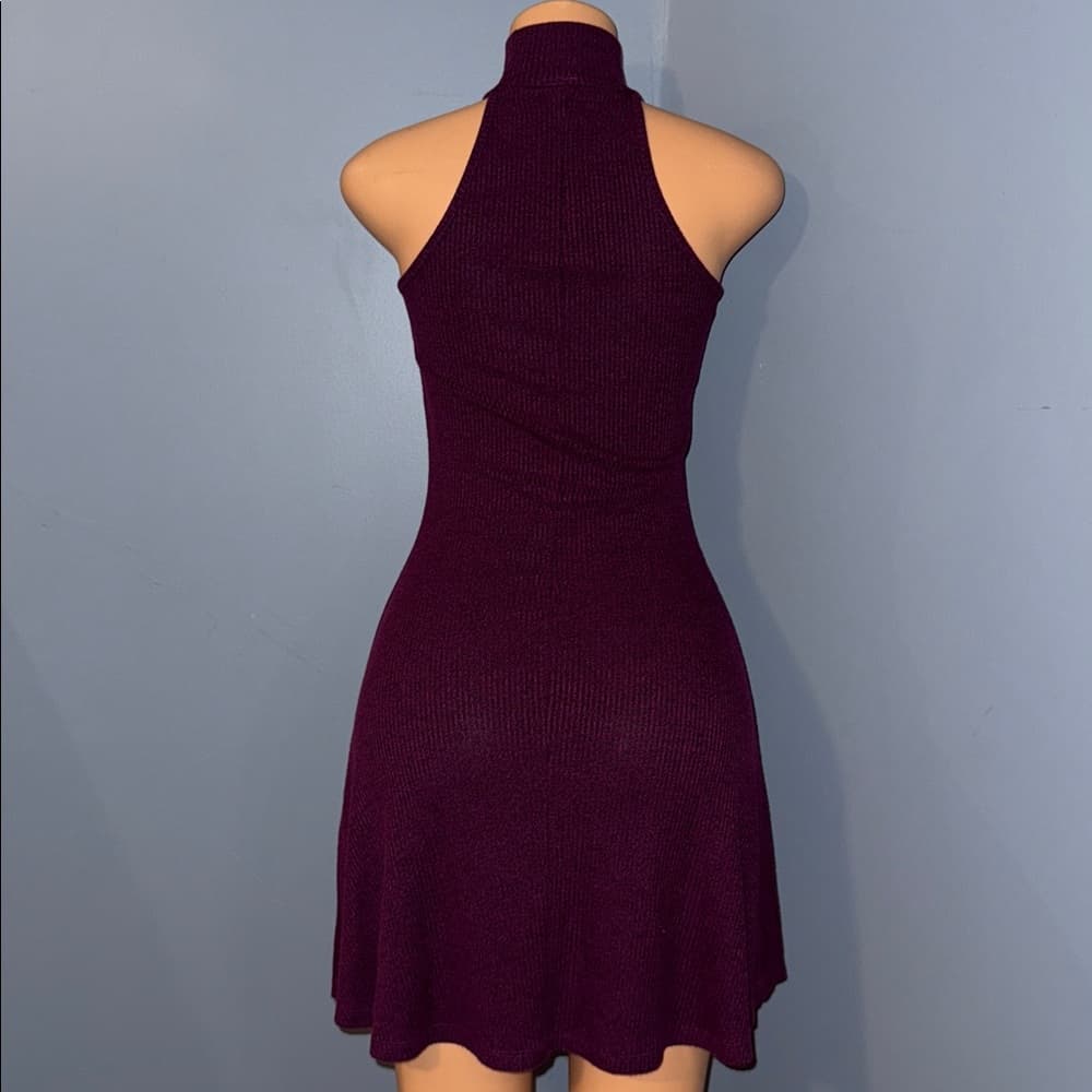 Turtleneck sleeveless dress - Thumbnail 3