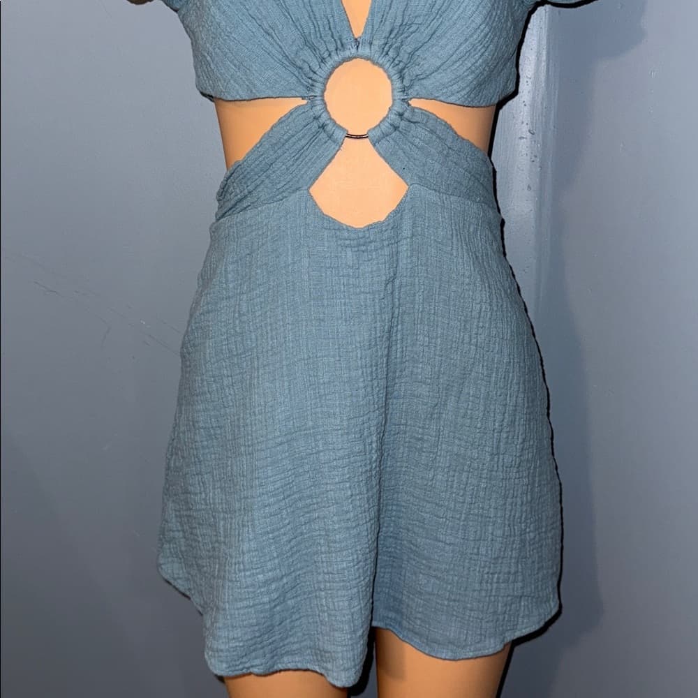 Blue Blush Cut-Out Mini Dress - Size medium - Thumbnail 2