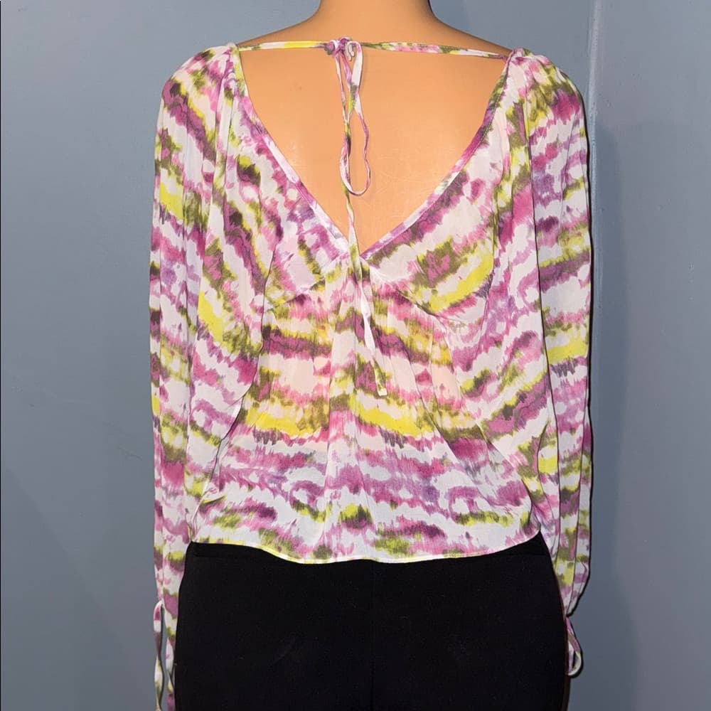 Milk & Honey Tie-Dye V-Neck Blouse - Size Small - Thumbnail 3