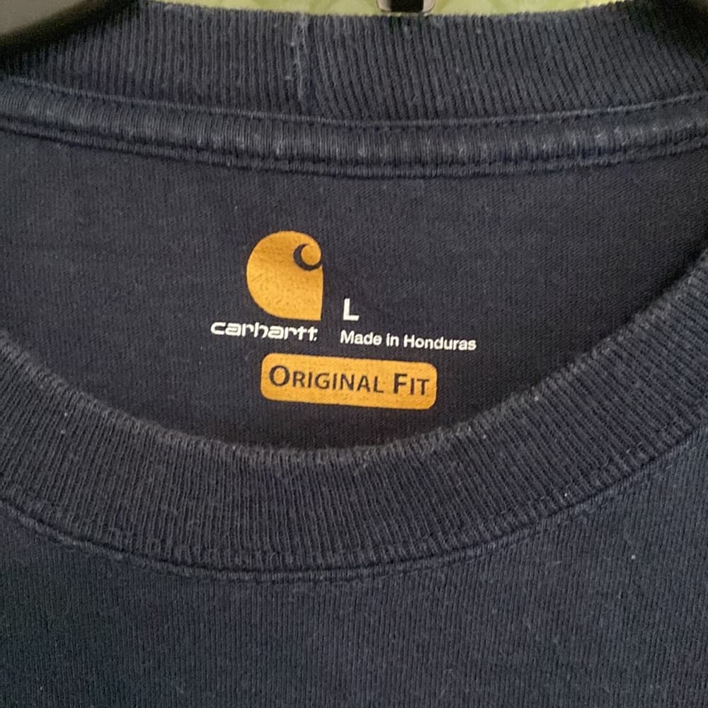 Carhartt pants and two shirts* - Thumbnail 9