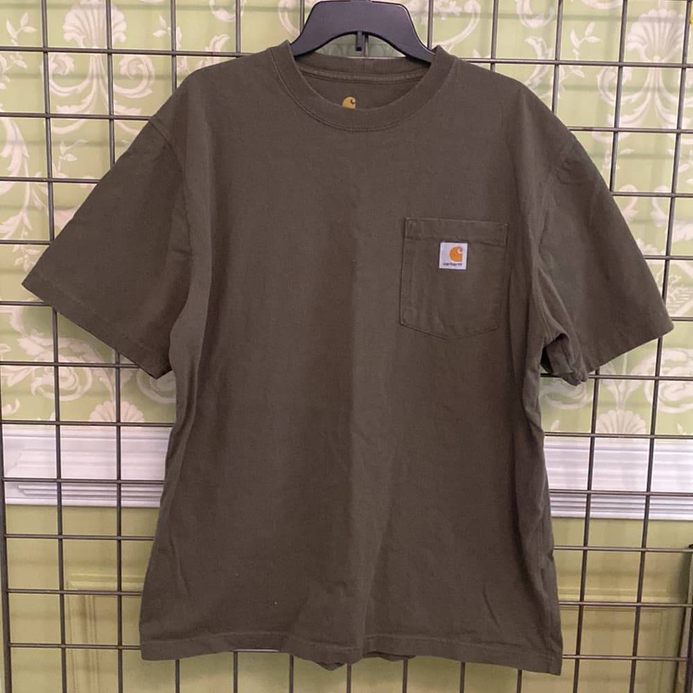 Carhartt pants and two shirts* - Thumbnail 6