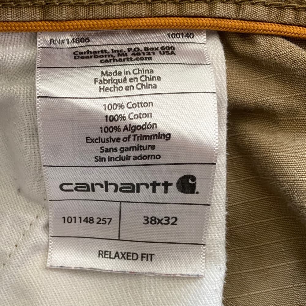 Carhartt pants and two shirts* - Thumbnail 2