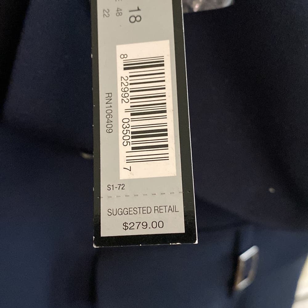 Men’s navy blue Tahari suit jacket - Thumbnail 4