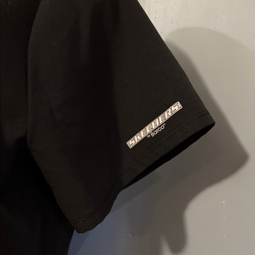 Skechers Black Scrub Top - Size Small - Thumbnail 4