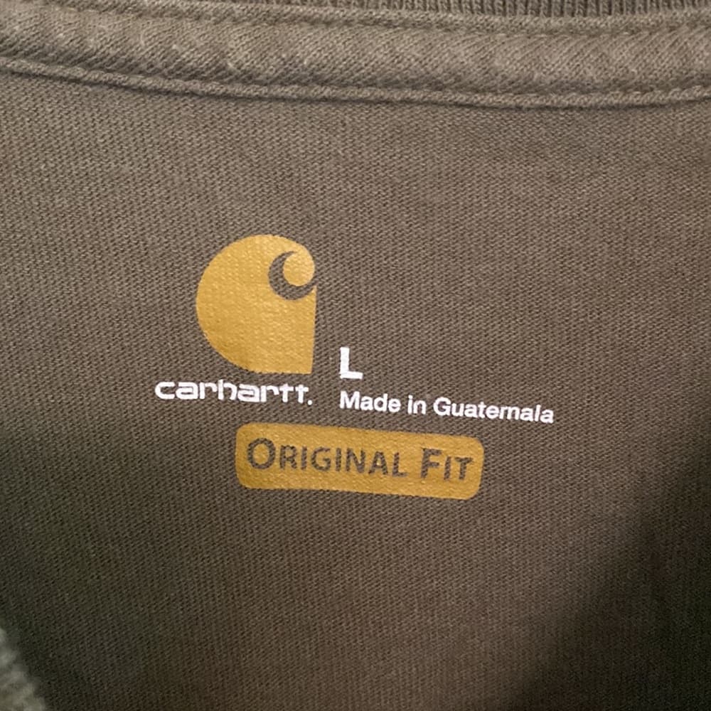 Carhartt pants and two shirts* - Thumbnail 7