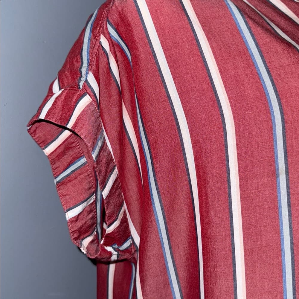 Stylish Striped Button-Up Blouse – Size Medium - Thumbnail 2