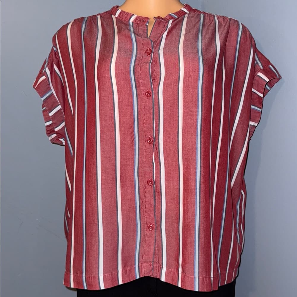 Stylish Striped Button-Up Blouse – Size Medium - Thumbnail 6
