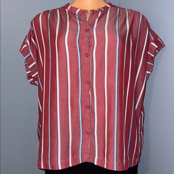 Stylish Striped Button-Up Blouse – Size Medium - Thumbnail 7