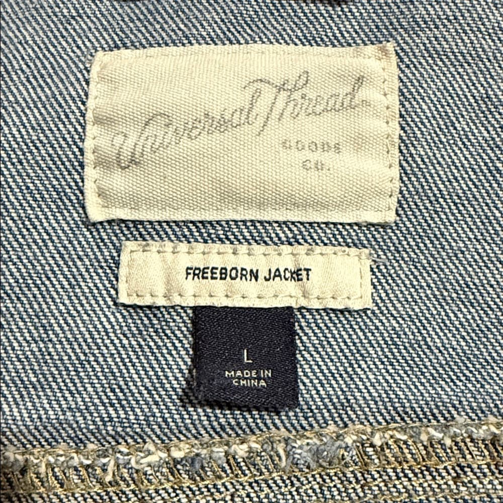 Universal Thread jean jacket - Thumbnail 3