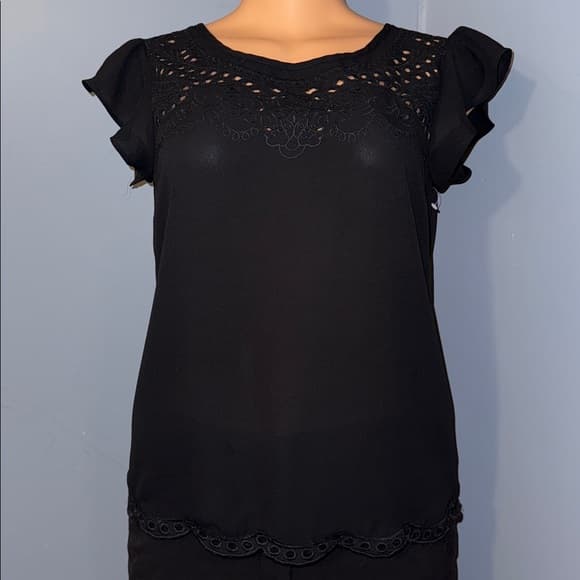 Elegant Black Lace Detail Blouse – Size XS - Thumbnail 7