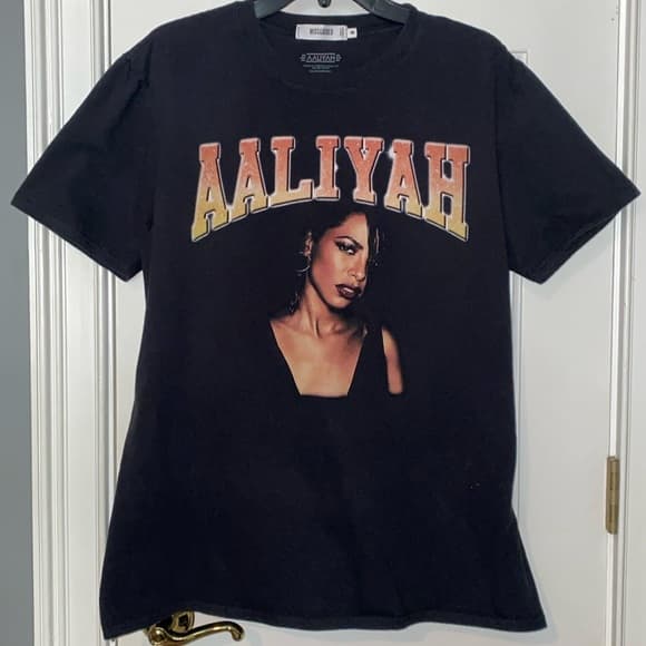 Aaliyah Photo Black T-Shirt* - Thumbnail 5