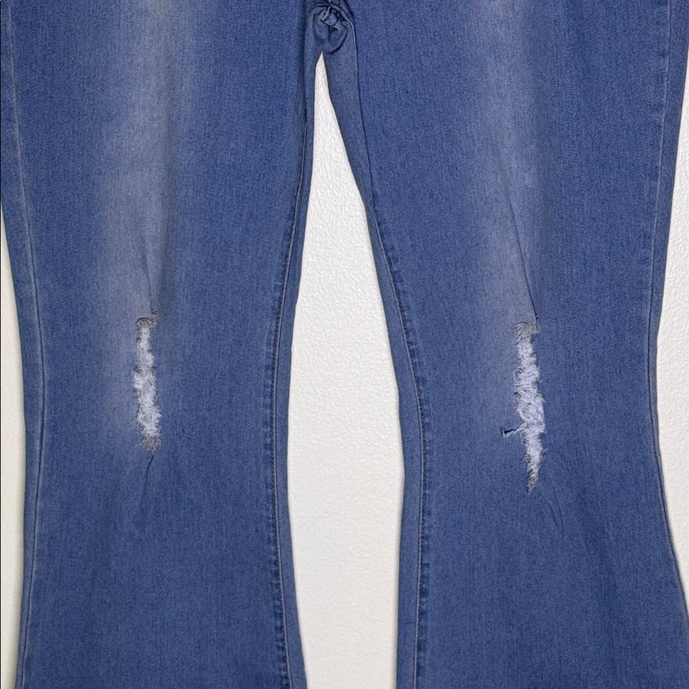 Classic Blue Women's Jeans - Thumbnail 3