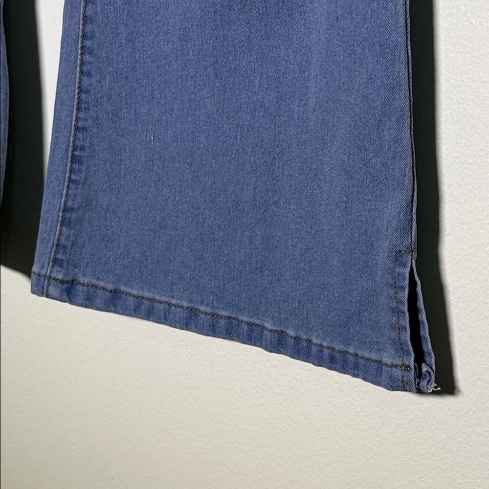 Classic Blue Women's Jeans - Thumbnail 5