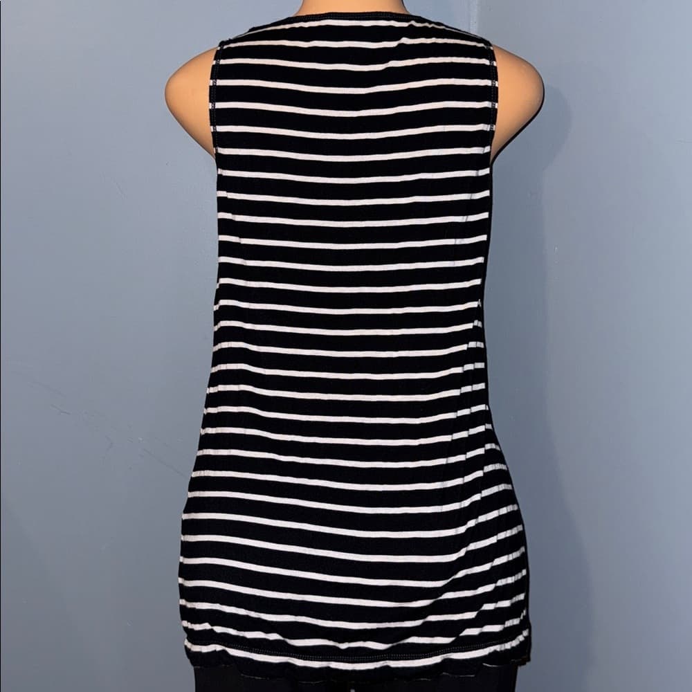 Stylish Max Studio Striped Halter Top - Size S - Thumbnail 3