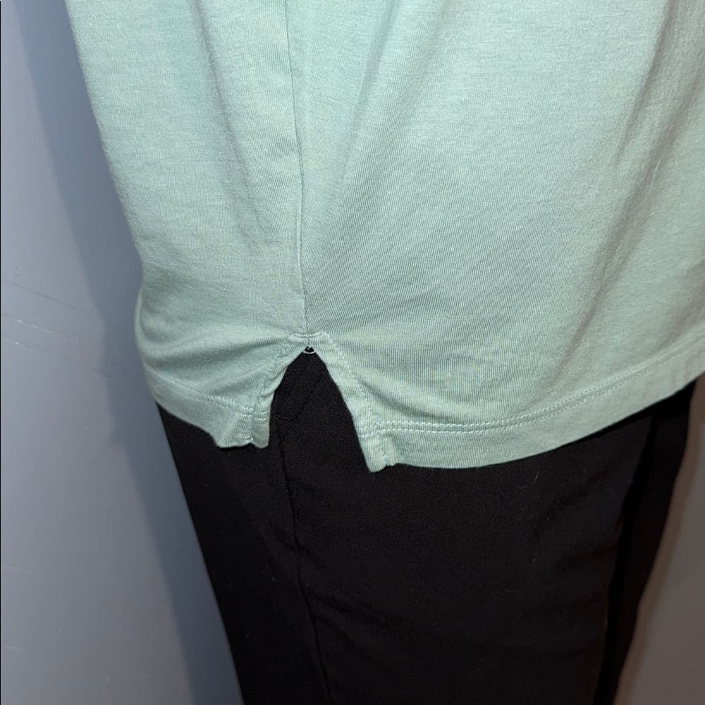 Banana Republic Sleeveless Top - Size XS - Thumbnail 2