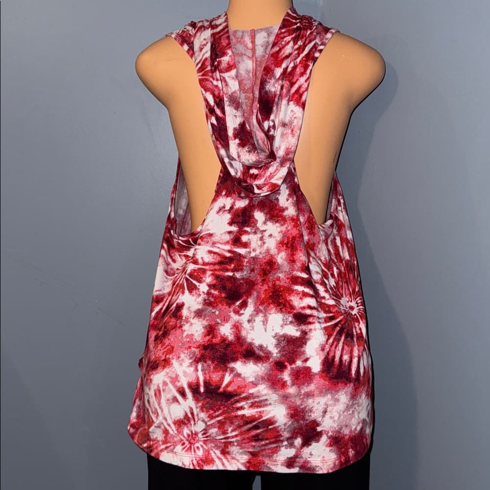 Trendy Red Tie-Dye "Never Look Back" Tank – Size Large - Thumbnail 2